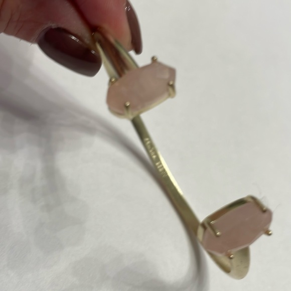 Kendra Scott Edie Rose Quartz Cuff - Picture 2 of 3